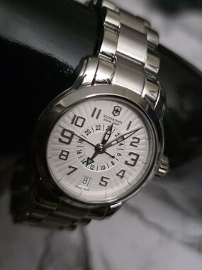 Victorinox Swiss Army Stainless Steel  Watch - Silver White Dial